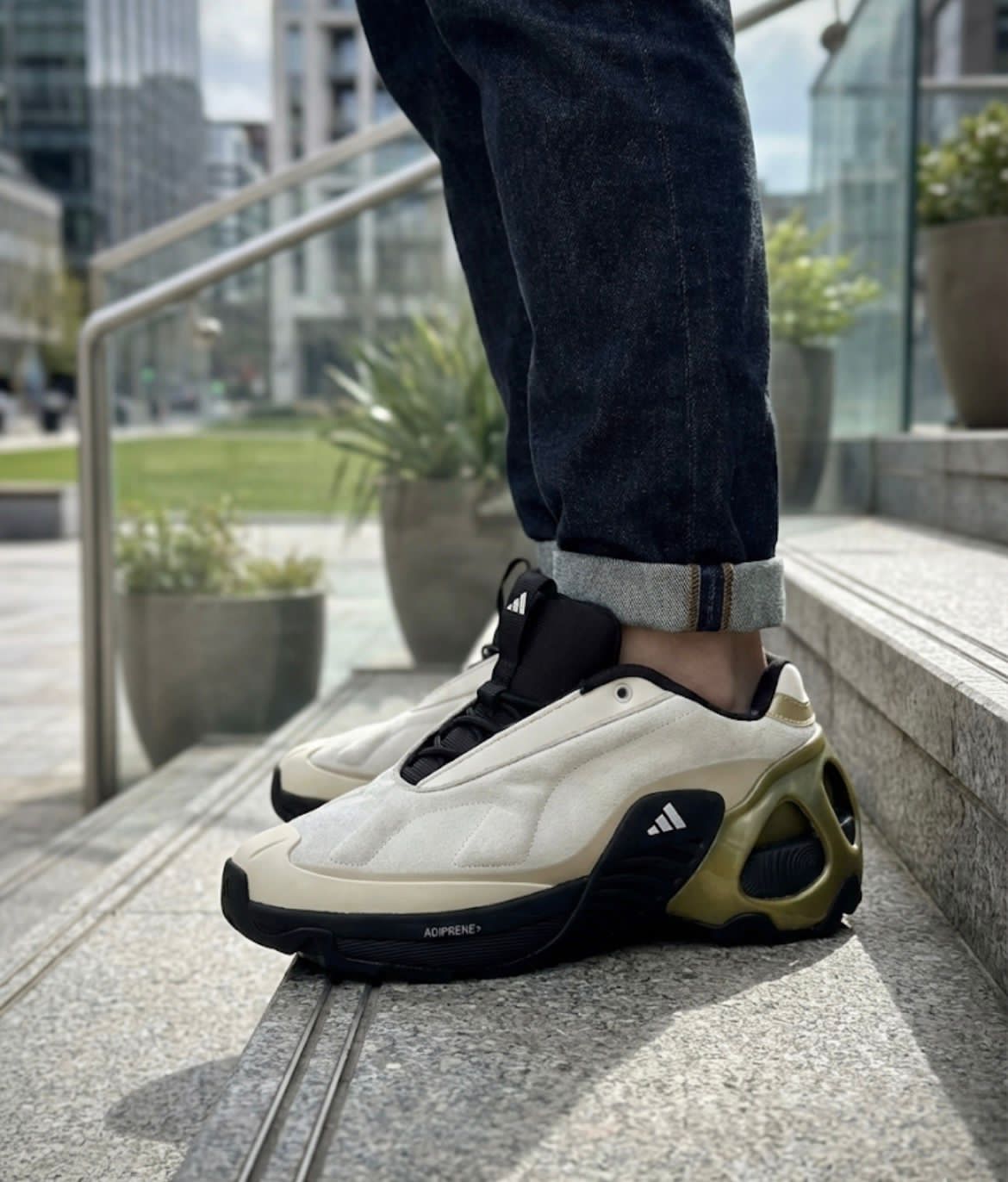 ADIDAS WONDER RUNNER BEIGE BLACK
