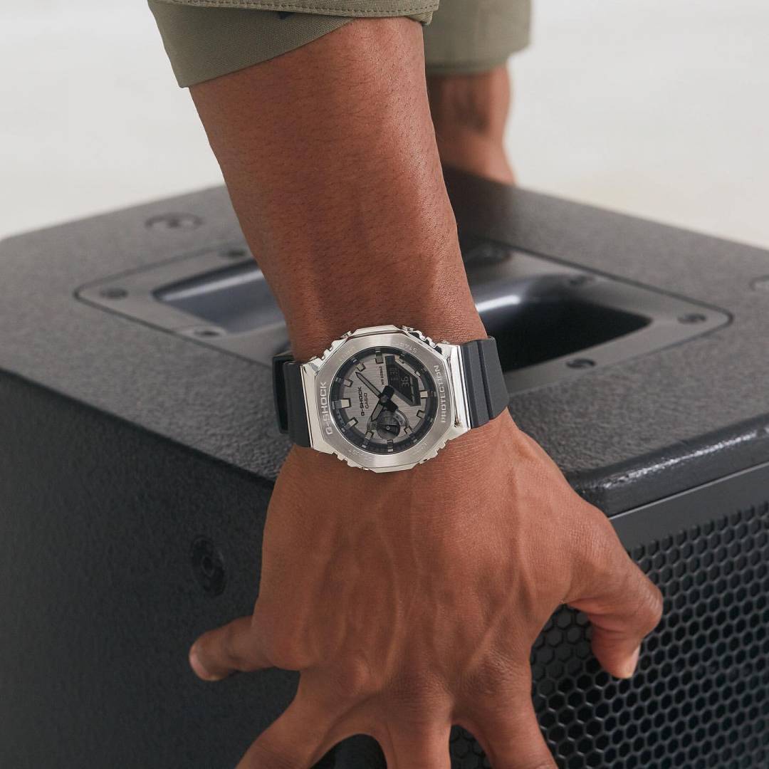 Casio g shock gm2100