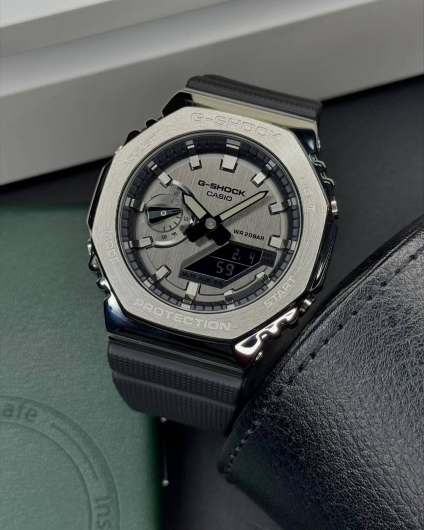 Casio g shock gm2100