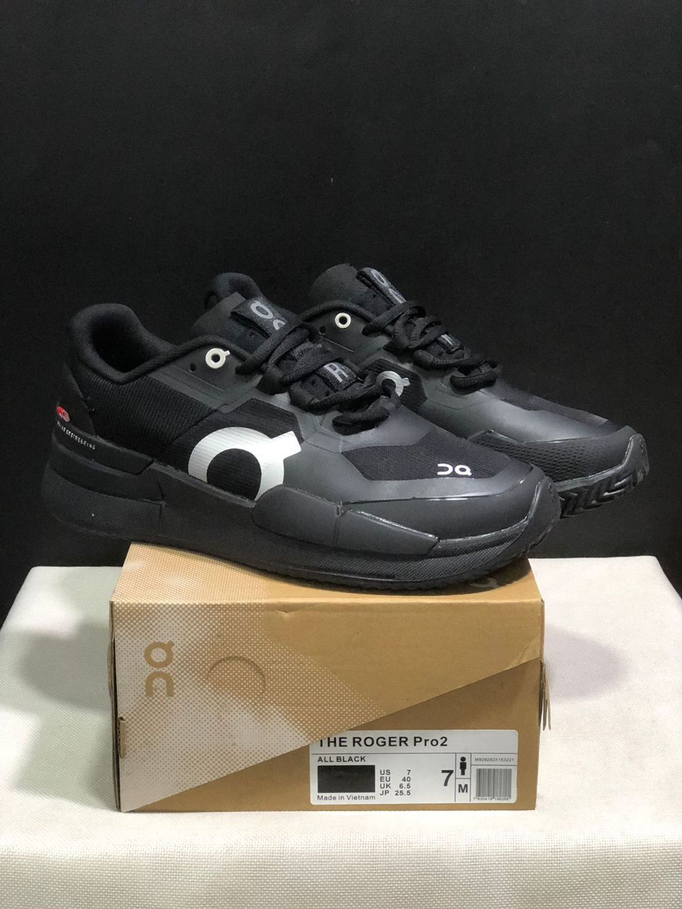 ON CLOUD X THE ROGER PRO 2 BLACK
