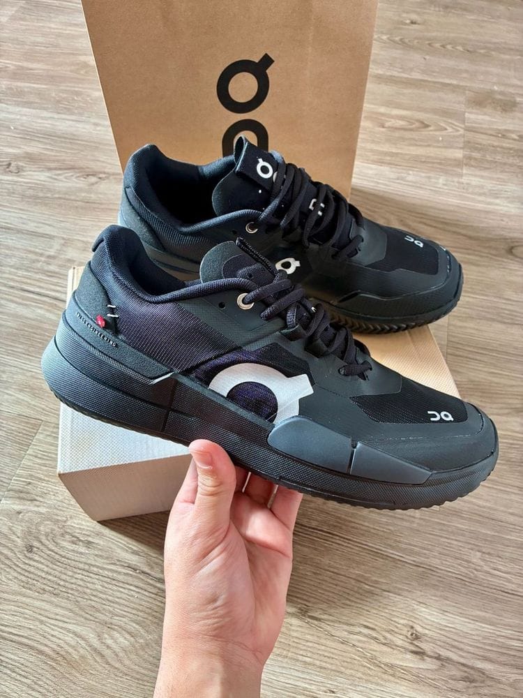 ON CLOUD X THE ROGER PRO 2 BLACK