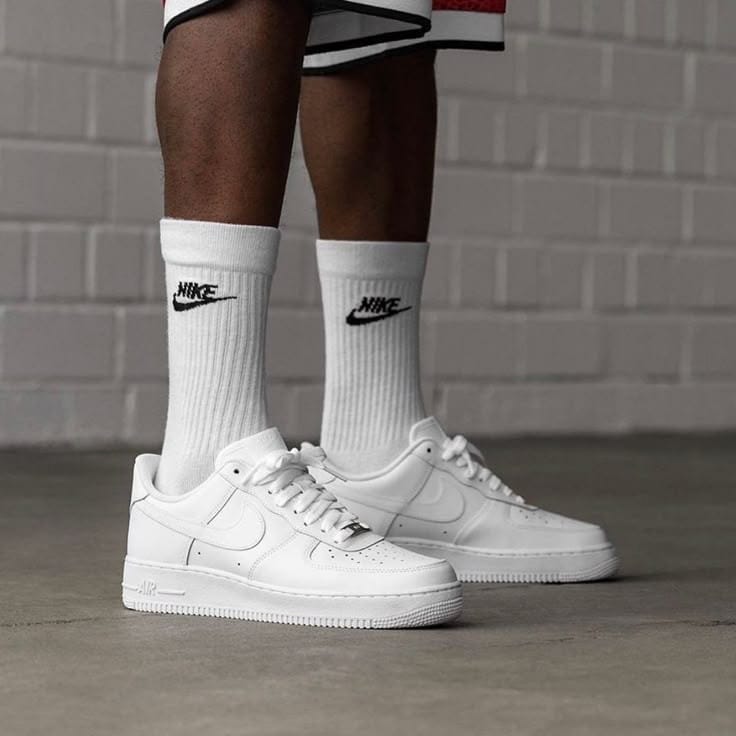 NIKE AIRFORCE 1 WHITE