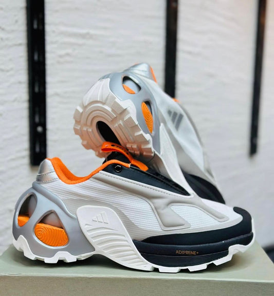 ADIDAS WONDER RUNNER GREY BLACK ORANGE