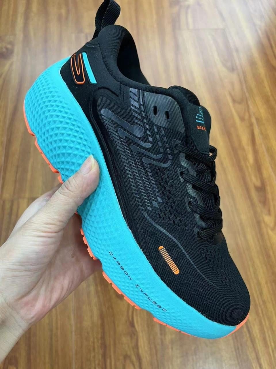 SKECHERS MAX ROAD 6
