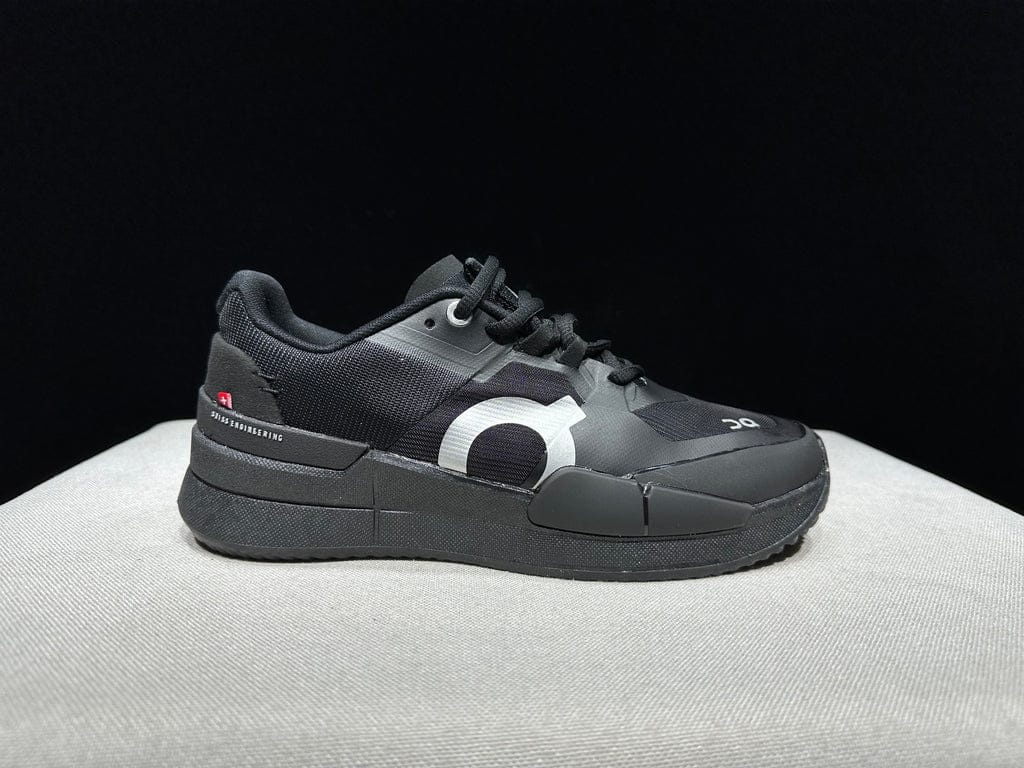 ON CLOUD X THE ROGER PRO 2 BLACK