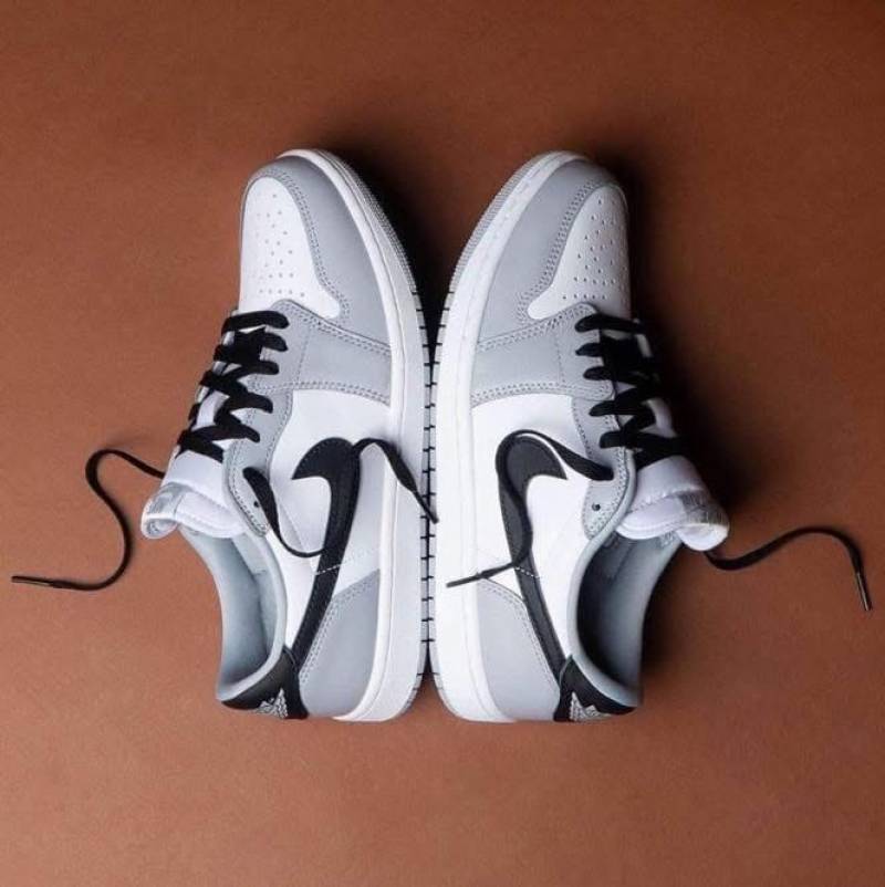 Nik.e Air Jordan 1 Low Barons