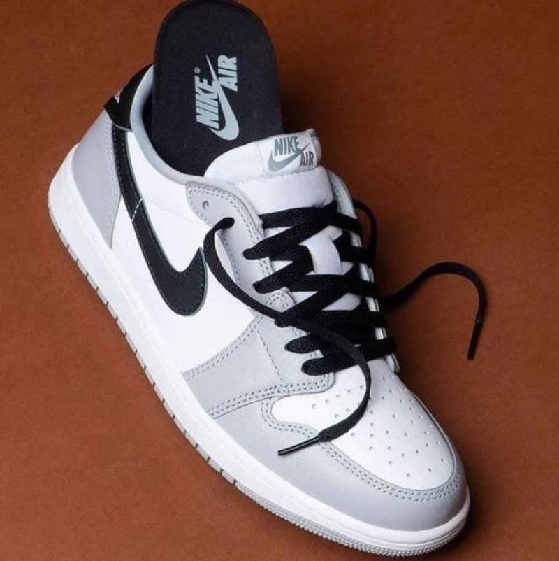 Nik.e Air Jordan 1 Low Barons