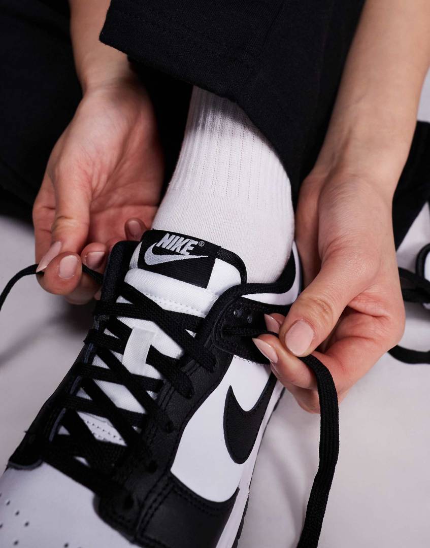Nik.e Sb Dunk Low Panda Leather Quality